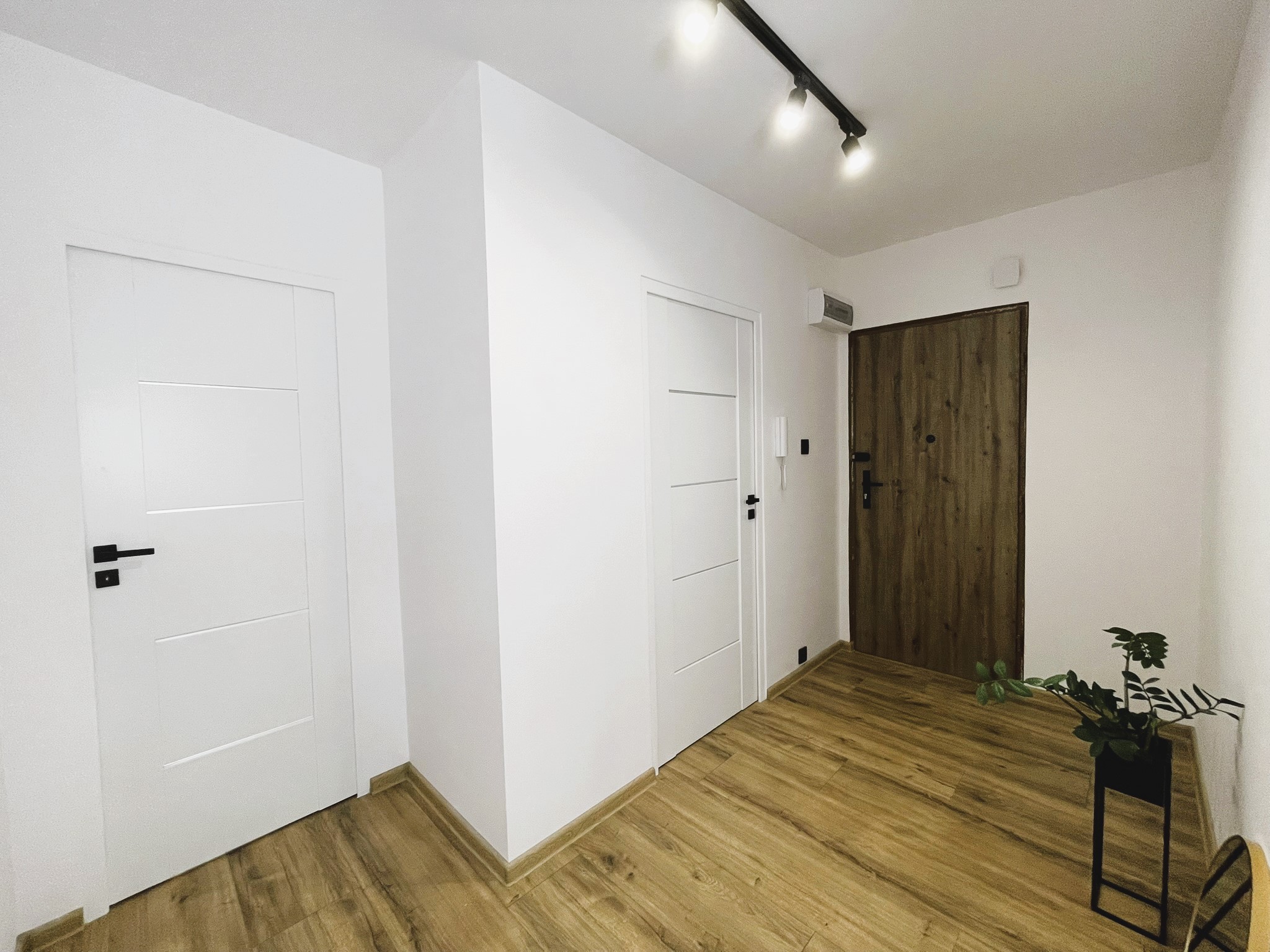 Korytarz po remoncie